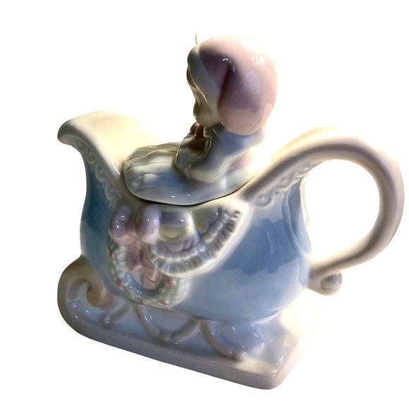 Enesco Precious Moments 1994 Teapot SUGAR TOWN SLEIGH Ride 7.5"T Christmas Holid - Picture 3 of 11